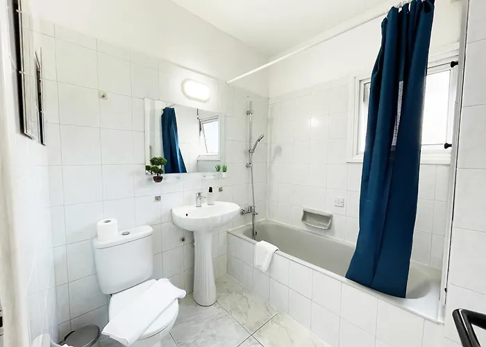 Large Close To Finikoudes With 2 Balconies